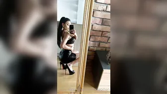 OnlyFans.com Evil Woman cute girl shows sexy body