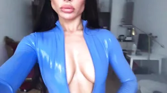 OnlyFans.com Evil Woman shy bitch masturbates recklessly pussy