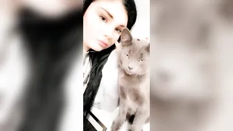 babymaddyxo cute brunette sucking dick