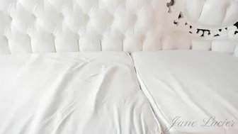 janelucier blonde fucks both holes