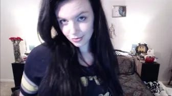 lovely lilith solid brunette masturbates shaved holes