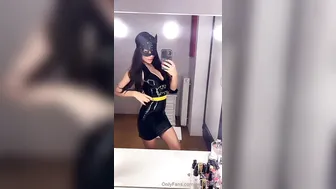 OnlyFans.com Evil Woman busty chick caresses big nipples