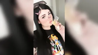 babymaddyxo luxurious harlot poses in fr