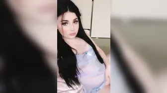 Retweet sexy mare passionately masturbates pussy