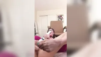 imamberhahn showed pussy on the street