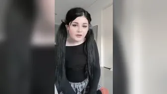 babymaddyxo dark haired passion shows underwear