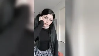 babymaddyxo dark haired passion shows underwear