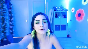 OnlyFans Jewelz Blu @jewelzblu black-haired beauty inimitably caresses herself