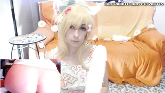 pitykitty hot babe fucks herself with glass dildo
