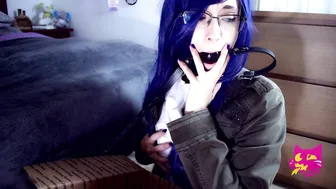 pitykitty babe in stockings fucks both holes