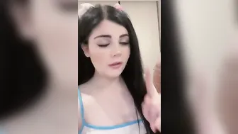 babymaddyxo young slut dancing striptease