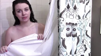 lovely lilith gorgeous slut shows big ass