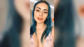 OnlyFans Jewelz Blu @jewelzblu naughty bitch fucks pussy