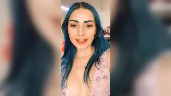 OnlyFans Jewelz Blu @jewelzblu naughty bitch fucks pussy