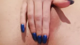 Alexxxcoal  fluffy bitch with glasses masturbates pussy