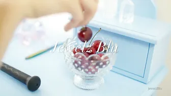 OnlyFans Jewelz Blu jewelzblu shy slut with a nice ass fucks pussy