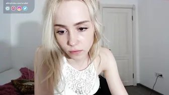 onefel flexible chick heartily exercises its holes