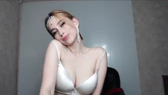 ovelymila sexy ladies teasing shaved pussies