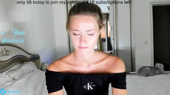 oksanafedorova blonde girl fucks with sex toy