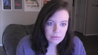 lovely lilith blonde darling seductively rubs her cunt