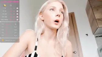 oh_honey_ blonde slut caresses sex lips