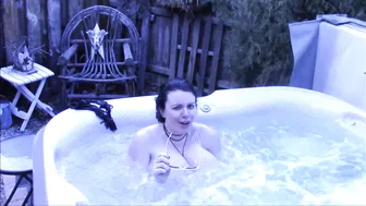 lovely lilith home julia squeezes her tits