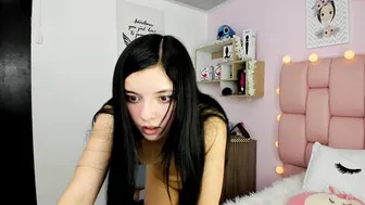 pavlovacolucci cute brunette fucked cunt with phallus