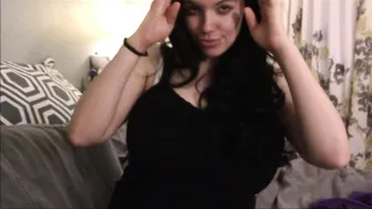 lovely lilith perfect black-haired slut fucks vagina