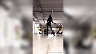 OnlyFans.com Evil Woman  private e dance