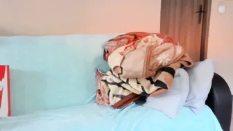 nyconik blonde fucks both holes