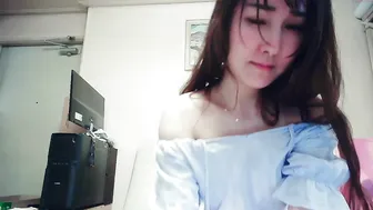 lovely_dana busty blonde hot jerks off her cunt