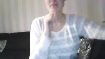 nugatdream busty blonde masturbating shaved vagina