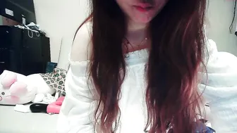 lovely_dana hot babe fucks herself with glass dildo