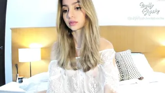 newmollybrooke charming slut demonstrates her ardent body.