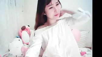 lovely_dana ambitious thing handjob pussy
