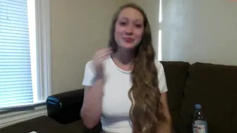 pregnant_annah wild confused jumps on sex toy