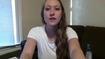 pregnant_annah wild confused jumps on sex toy
