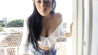 noemibcnz cute chick fucks both holes