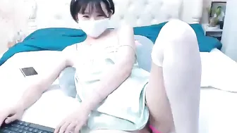 lovely_asahi crazy girl caresses shaved pussy