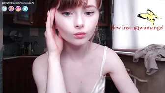 penelopa77 playing with her ass and pussy