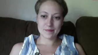 pregnant_annah incendiary bitch is naughty at the pool