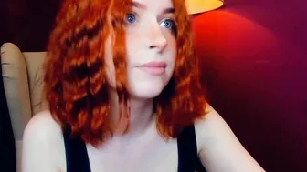 pocketrocket_ submissive chick makes suction