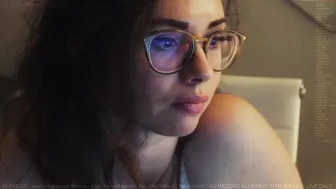 love_dont_be_shy Cute latina
