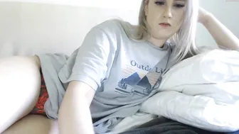 pleasingpoppy Smart lady