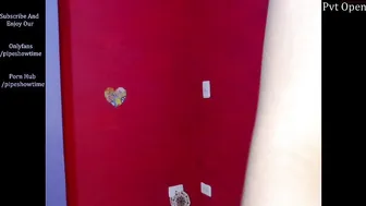 pipeshowtime busty bitch jerking her pussy with phallus