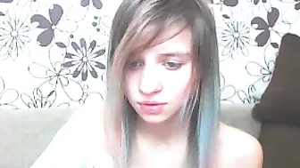 amy_bryant thick slut caresses  tits