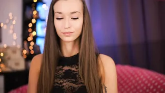 sammigrey_ flies away from the buzz of orgasm