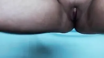 jane_bryant beautiful slut plows pussy with phallus