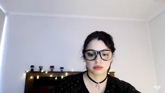 remina__ luxurious harlot poses in fr