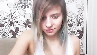 amy_bryant young nipple caresses breasts